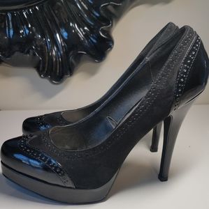 Sexy platform wing tip pump
